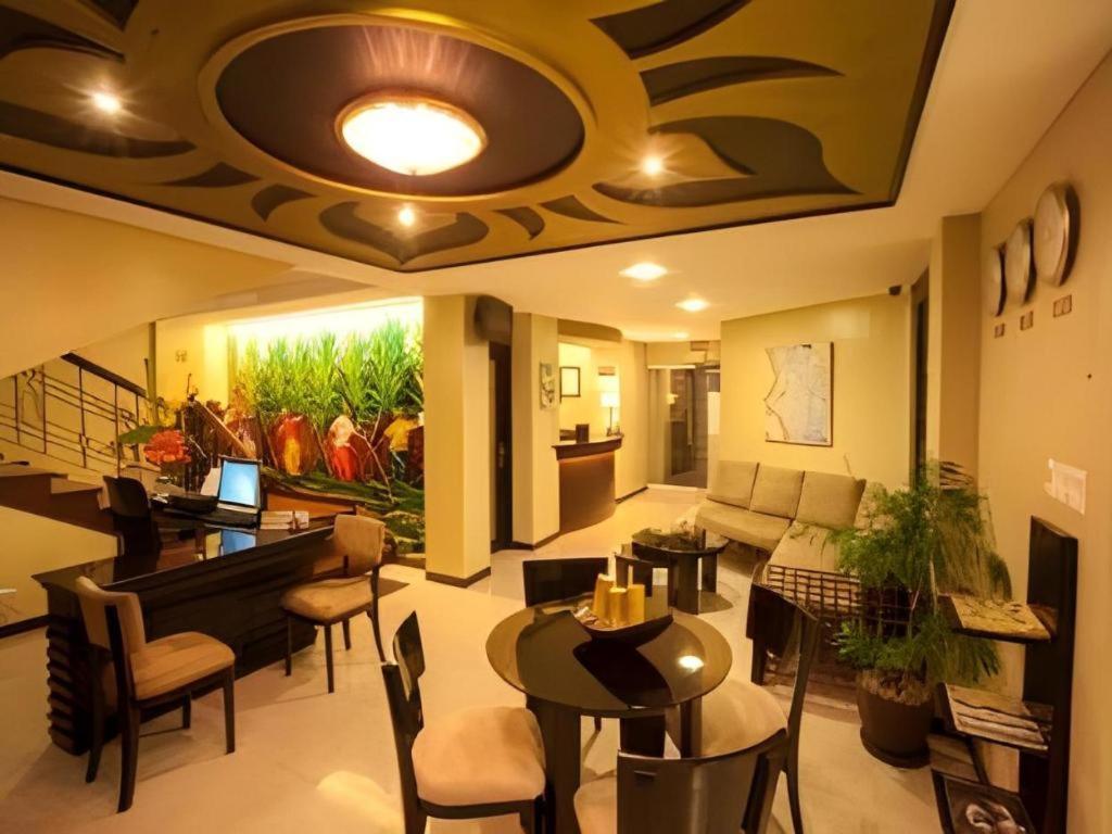 L Square Hotel Tarlac City Luaran gambar