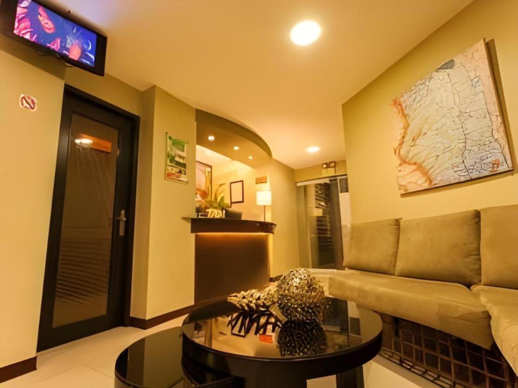 L Square Hotel Tarlac City Luaran gambar