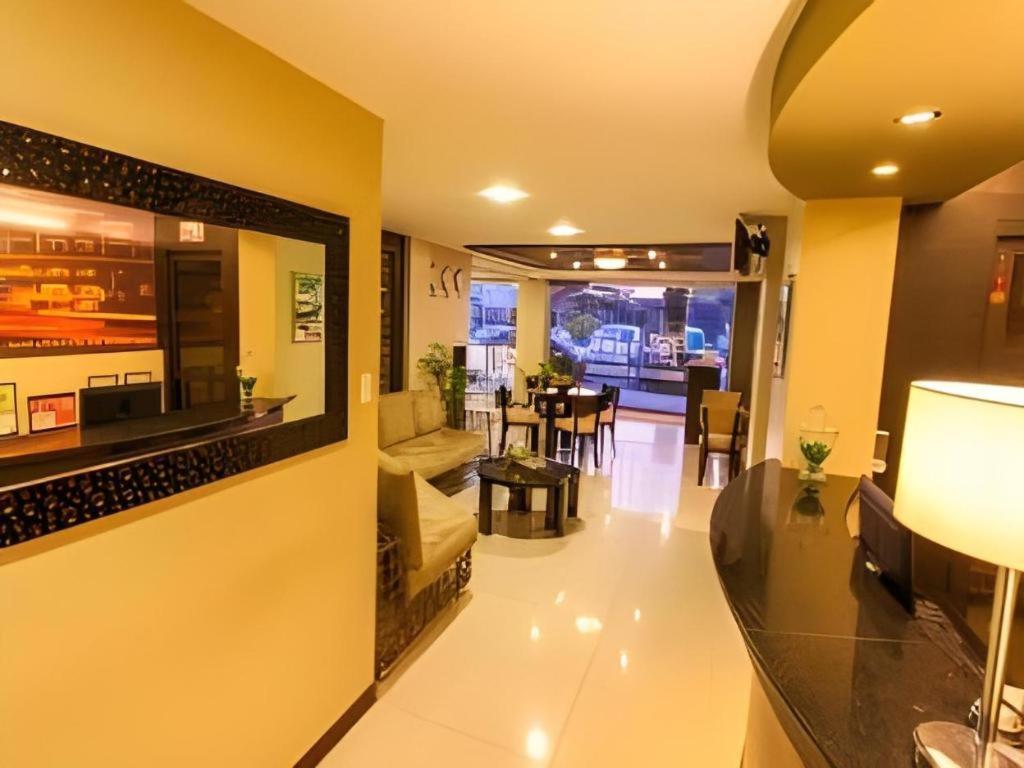 L Square Hotel Tarlac City Luaran gambar